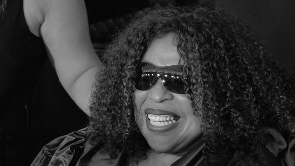 Roberta Flack arrives for the 62nd annual Grammy A