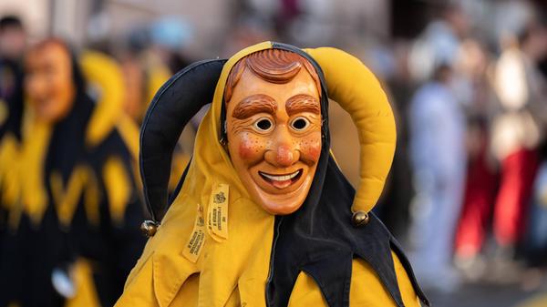 Ein Hofnarr der Narrenzunft Mühlheim-Renfrizhausen