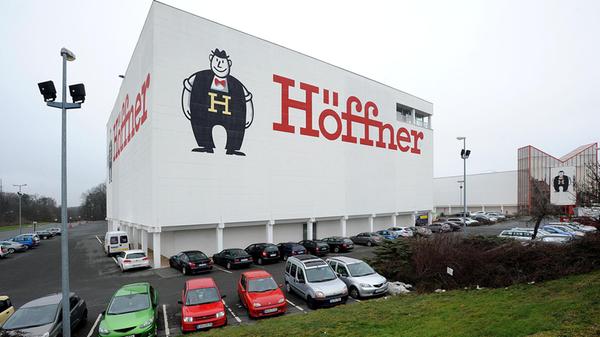 20 Jahre Möbel Höffner in Fürth: Die Proteste sind nicht vergessen