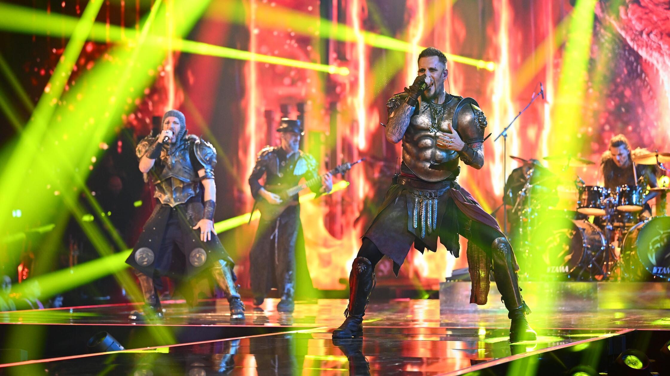 Feuerschwanz..+++ Die Verwendung des sendungsbezog