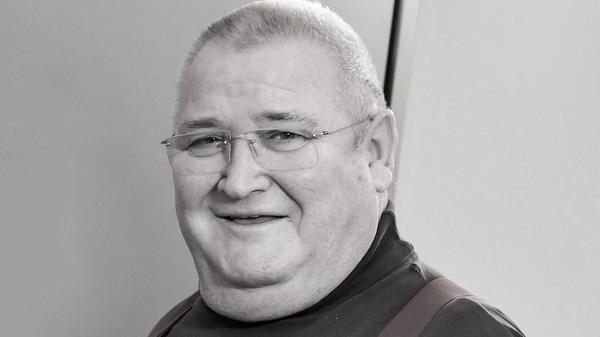 Der Schauspieler Horst Krause verstarb am 05.09.2025 im Alter von 83 Jahren in einem Seniorenheim in Teltow (Kreis Potsdam-Mittelmark). Krause war insbesondere durch seine Rolle eines Polizeihauptmeisters im "Polizeiruf 110" aus Frankfurt/Oder bekannt. Die Rolle, die wie er Horst Krause hieß, spielte er von 1999 bis 2015.