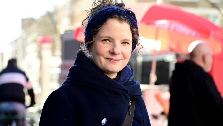 Die Nürnberger Stadträtin Kathrin Flach Gomez (Die Linke). Die Nürnberger Stadträtin Kathrin Flach Gomez (Die Linke).