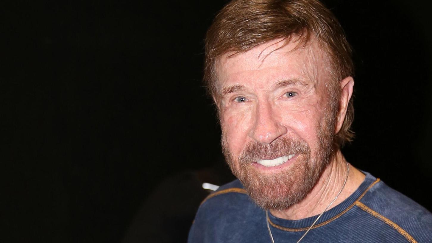 US-Schauspieler Chuck Norris nimmt an der Supanova Pop Culture Expo teil. Norris wird am 10. März 2025 85 Jahre alt. (zu dpa: "Trump-Fan und Waffennarr: Action-Star Chuck Norris wird 85") US-Schauspieler Chuck Norris nimmt an der Supanova Pop Culture Expo teil. Norris wird am 10. März 2025 85 Jahre alt. (zu dpa: "Trump-Fan und Waffennarr: Action-Star Chuck Norris wird 85")