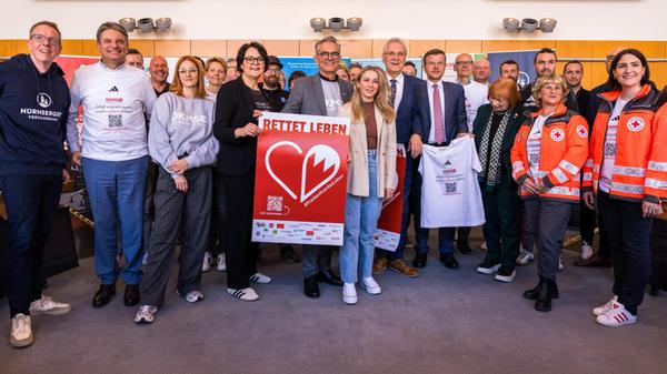 Aufmacher-MC-FrankenfuerdasLeben_DKMS_Pressekonfer