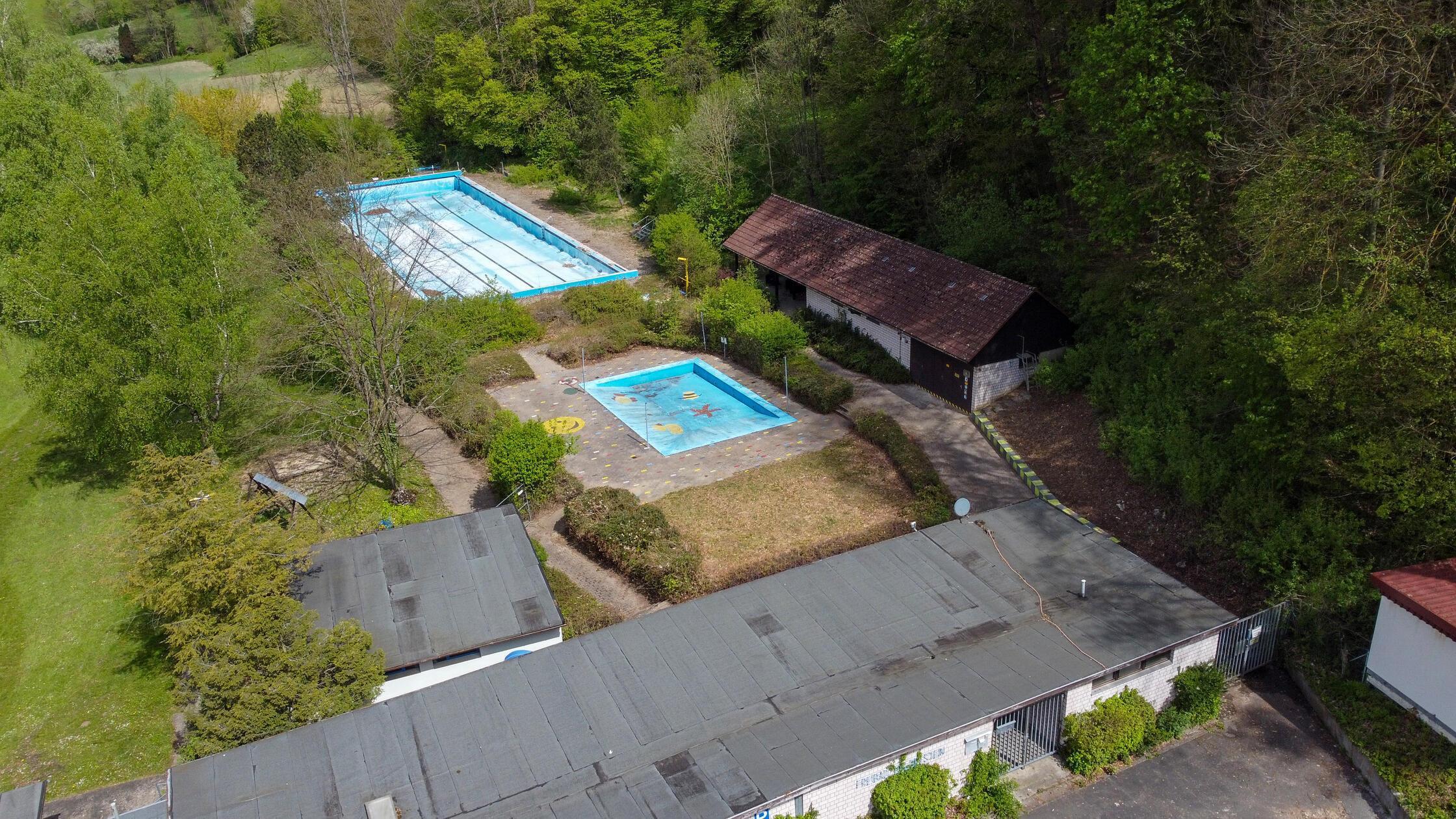Outdoor pools in Streitberg, Egloffstein, and Gräfenberg won't reopen ...