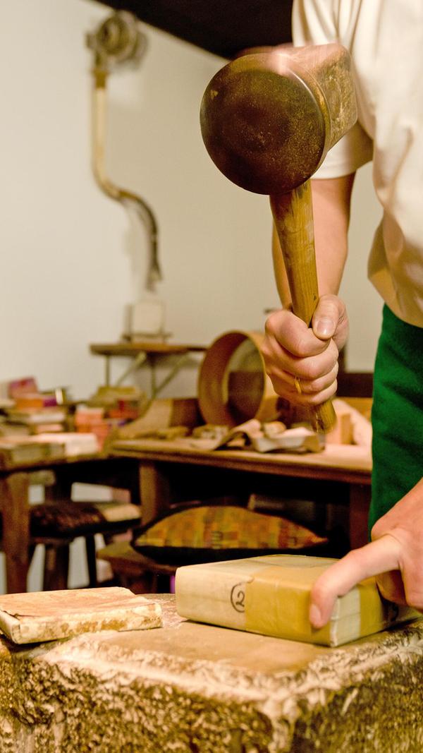 Aufnahmen der Goldbox und Goldschlägerschauwerksta