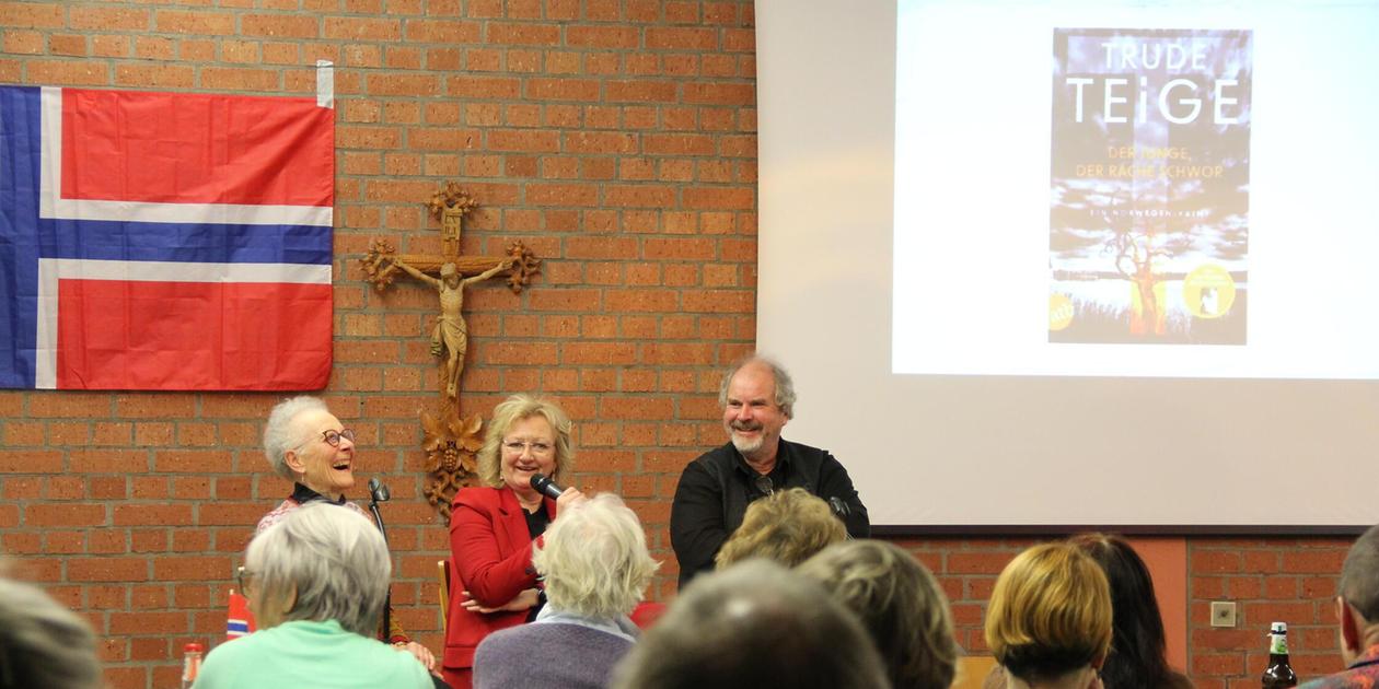 Teige Krimi-Autorin Trude Teige in Altenfurt: