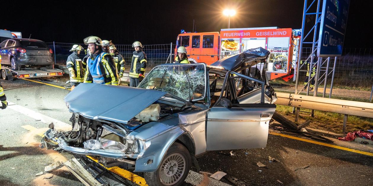 Geiselwind A3 Schwerer Unfall auf der A3 bei Geiselwind: Oldtimer und ...
