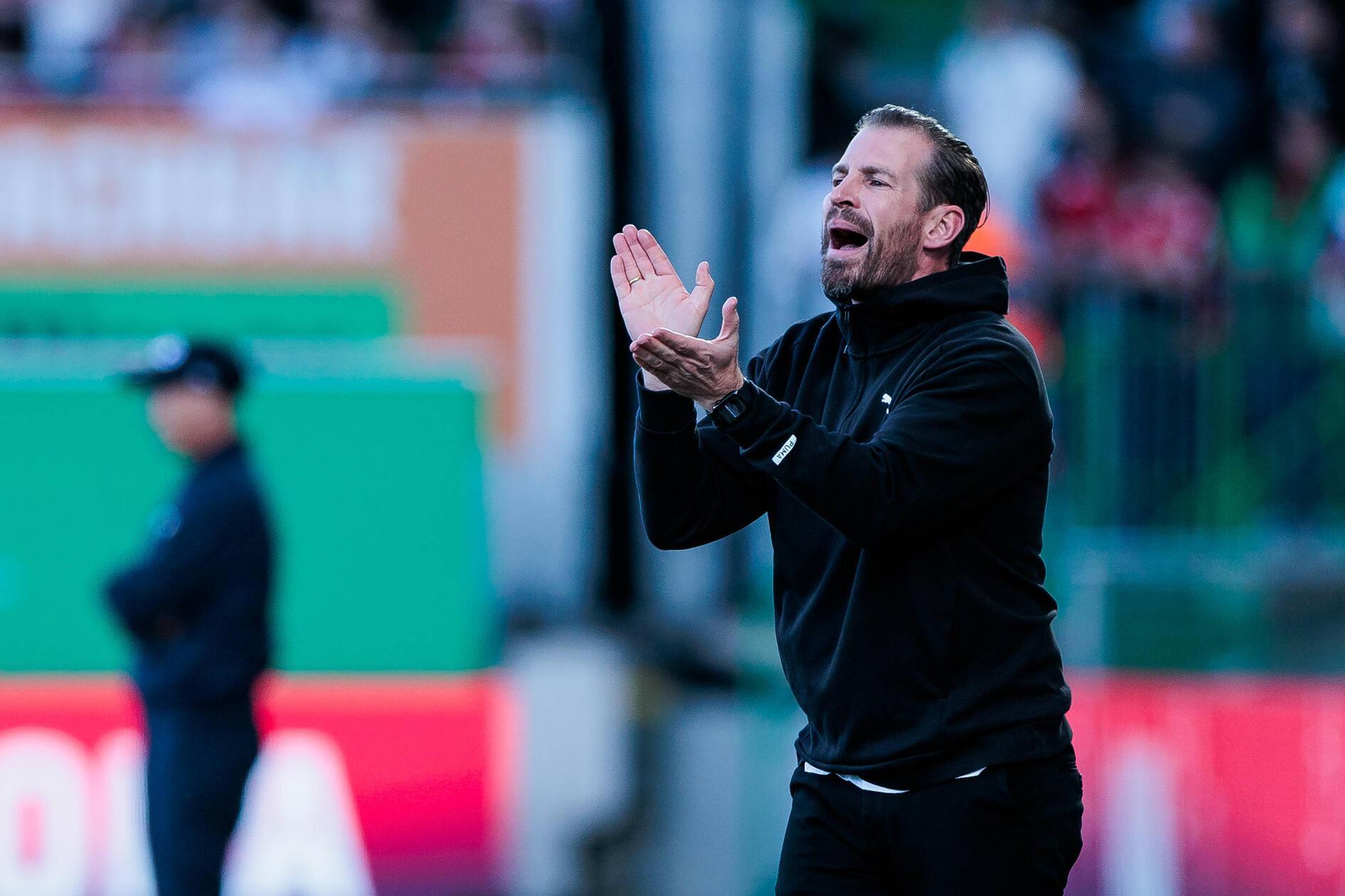 Kleeblatt-Coach Jan Siewert kann mit dem Auftritt seiner Mannschaft bis dato zufrieden sein.