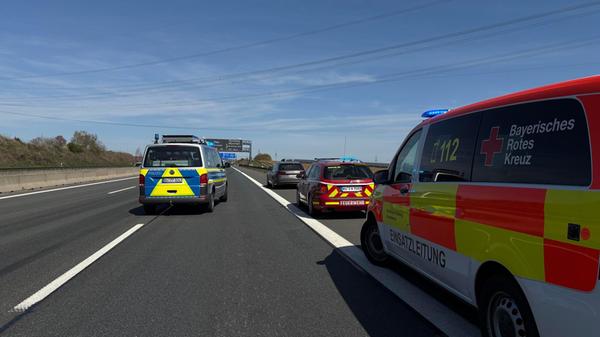 Zu einem schweren Verkehrsunfall ist es am Samstag