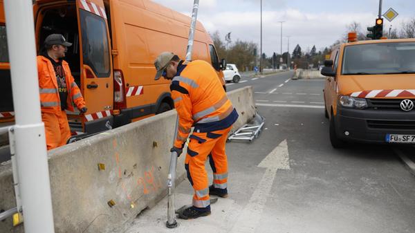 Für schwere Fahrzeuge ist die marode Zirndorfer Br