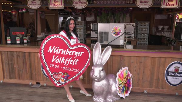Die Volksfestkönigin Christina Späth freut sich schon auf die nächsten zwei Wochen Frühlingsfest in Nürnberg.