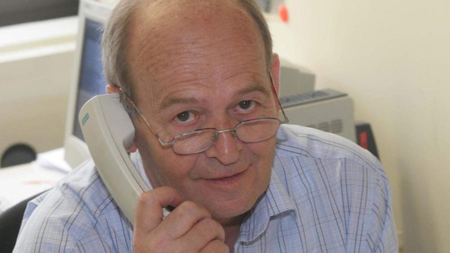 So kannte man Dieter Bracke: Was den Fußball und vor allem den Club und das Kleeblatt betraf, war der frühere NZ-Sportchef immer auf dem Laufenden. So kannte man Dieter Bracke: Was den Fußball und vor allem den Club und das Kleeblatt betraf, war der frühere NZ-Sportchef immer auf dem Laufenden.