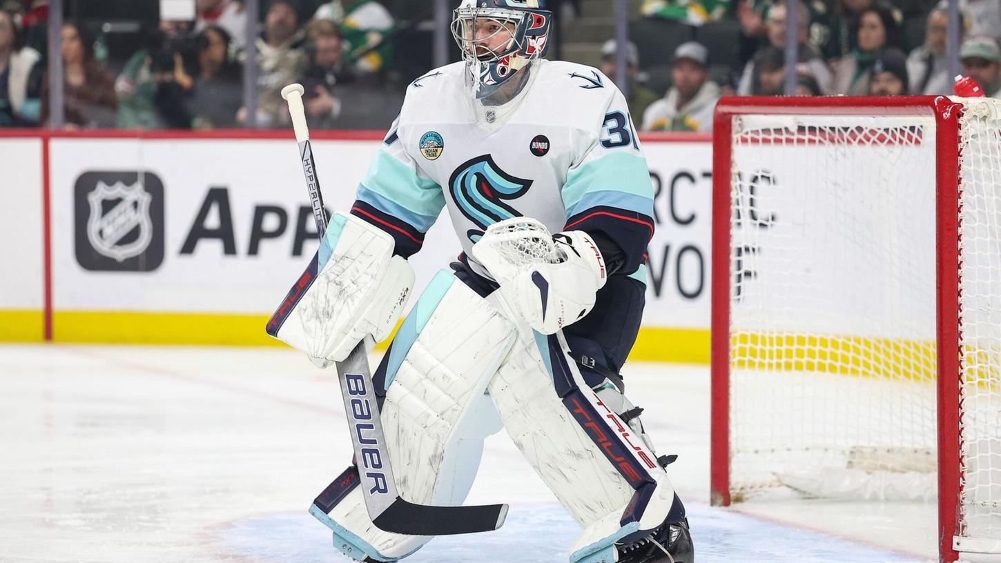 Torwart Philipp Grubauer verstärkt am Dienstag den Kader der Eishockey-Nationalmannschaft. Torwart Philipp Grubauer verstärkt am Dienstag den Kader der Eishockey-Nationalmannschaft.