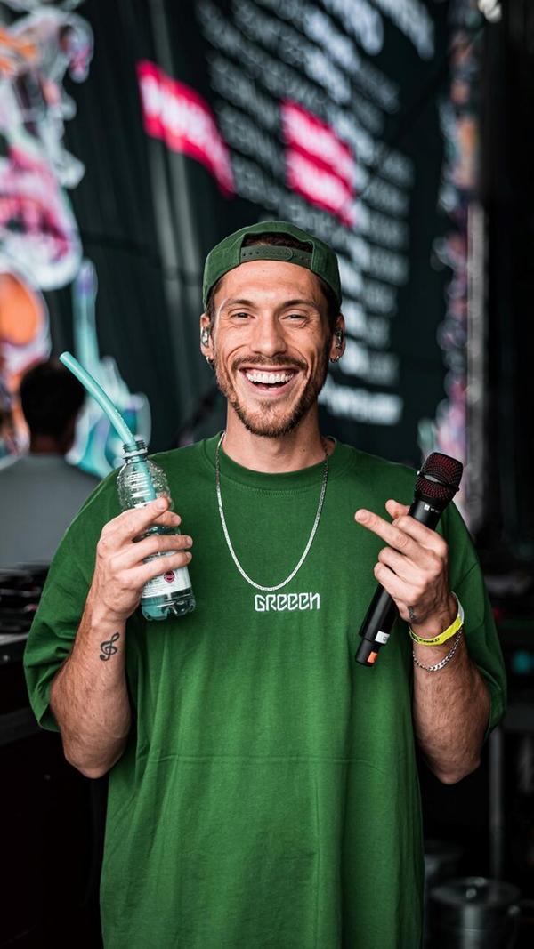 Am Samstag, 31. Mai, steigt das Waldlicht Festival in Weißenburg. Das Open Air im Bergwaldtheater startet um 13.30 Uhr. Auf den zwei Bühnen performen unter anderem Greeen (Foto), Frytz, Lumpenpack, Il Civetto und viele mehr.