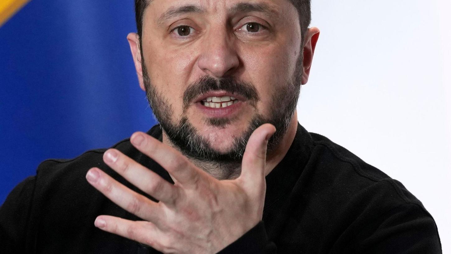 Selenskyj prangert russische Täuschungsmanöver an. (Archivbild) Selenskyj prangert russische Täuschungsmanöver an. (Archivbild)