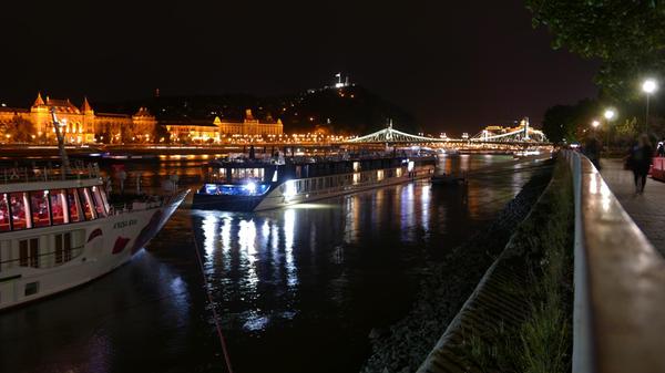 Vom nächtlichen Blick können wir nicht genug bekommen.