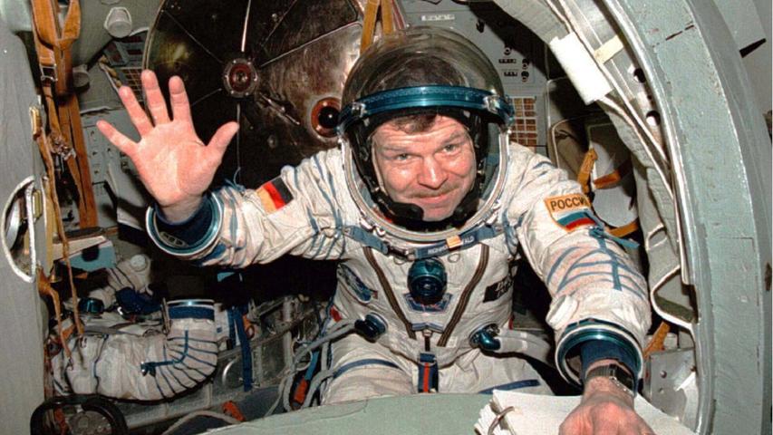 Reinhold Ewald war 1997 für drei Wochen auf der damaligen russischen Raumstation „Mir“. (Archivbild) Reinhold Ewald war 1997 für drei Wochen auf der damaligen russischen Raumstation „Mir“. (Archivbild)