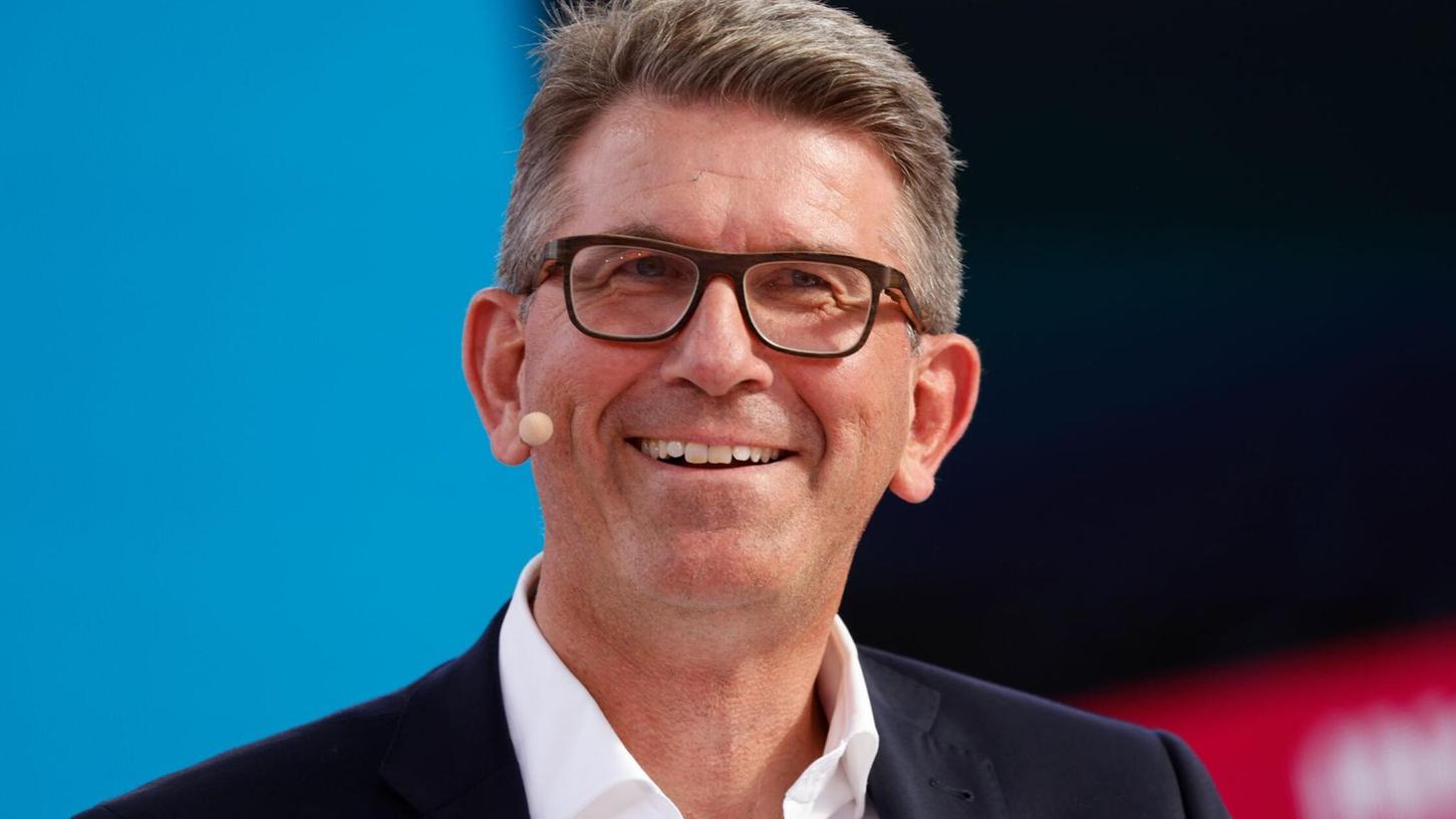 Nach seiner Nominierung zum neuen Kulturstaatsminister der Bundesregierung musste sich Wolfram Weimer viel Kritik anhören - nun bezieht er Position. (Archivbild) Nach seiner Nominierung zum neuen Kulturstaatsminister der Bundesregierung musste sich Wolfram Weimer viel Kritik anhören - nun bezieht er Position. (Archivbild)
