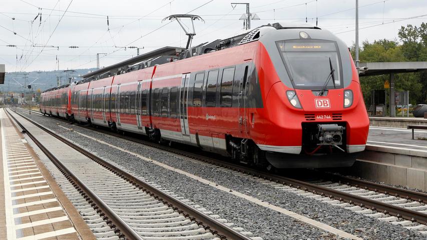 Defekte Weiche: S-Bahn-Verkehr zwischen Neumarkt und Ochenbruck beeinträchtigt Defekte Weiche: S-Bahn-Verkehr zwischen Neumarkt und Ochenbruck beeinträchtigt