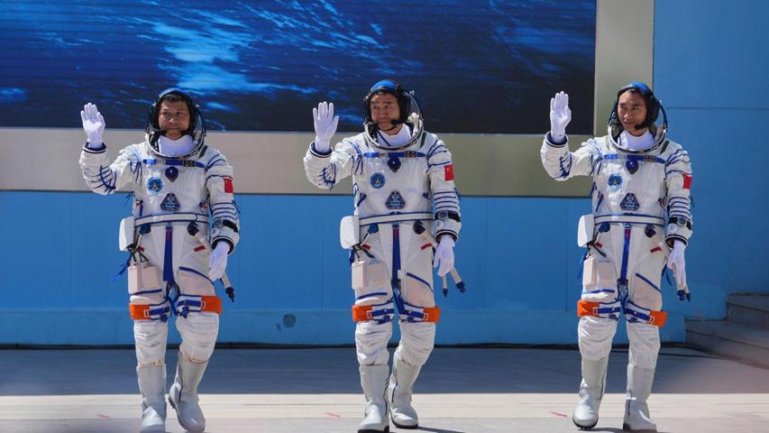 Die chinesischen Astronauten der Mission „Shenzhou 20“ sollen sechs Monaten auf Chinas Raumstation „Tiangong“ leben. (Archivbild) Die chinesischen Astronauten der Mission „Shenzhou 20“ sollen sechs Monaten auf Chinas Raumstation „Tiangong“ leben. (Archivbild)