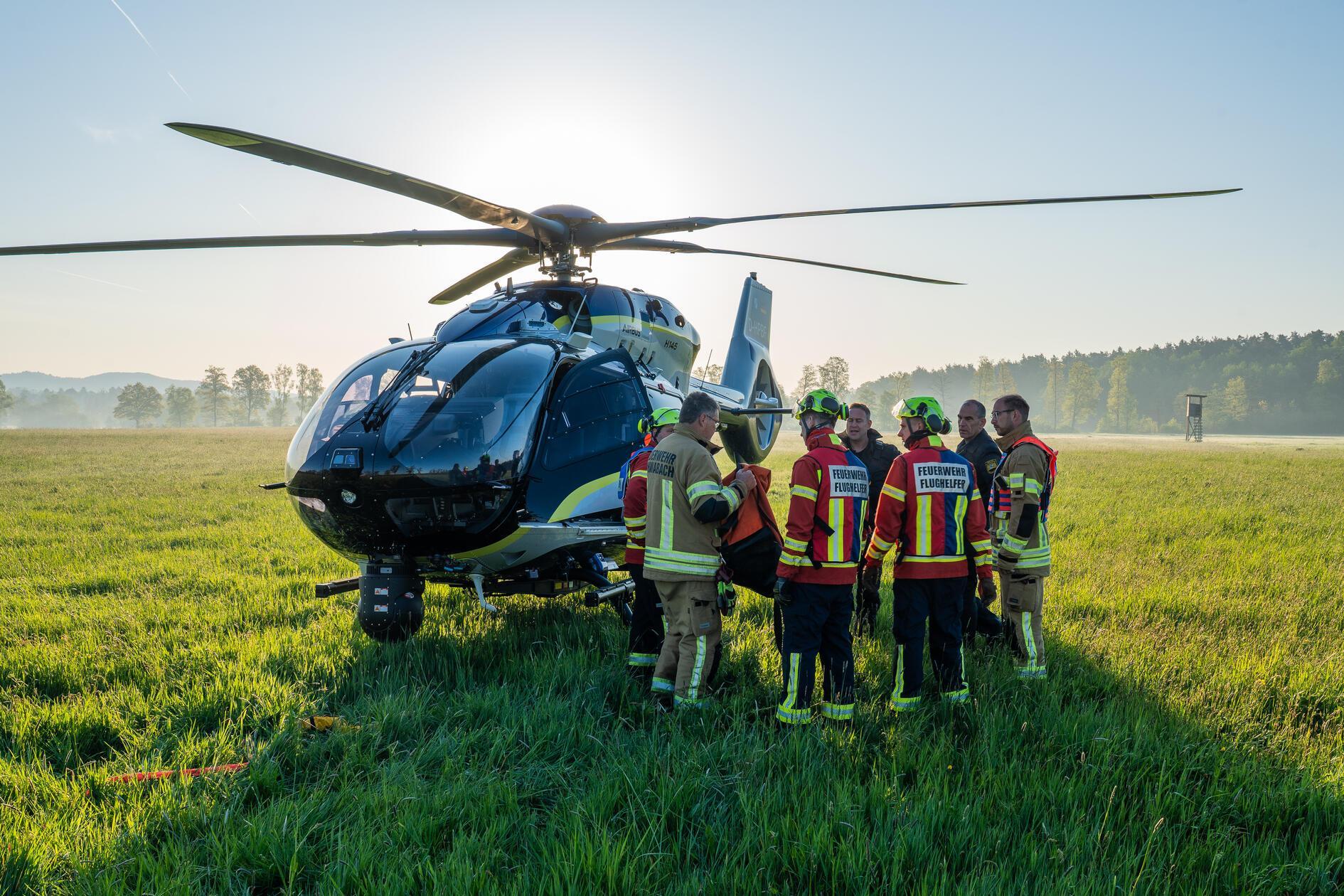 Großalarm seit den Abendstunden für die Feuerwehre