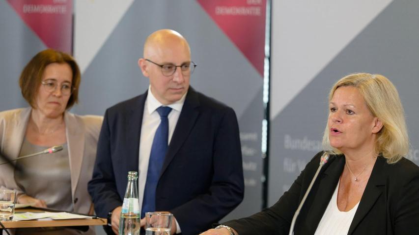 Aktuell wird das Bundesamt für Verfassungsschutz von den beiden Vizepräsidenten, Sinan Selen und Silke Willems, geleitet. (Archivfoto) Aktuell wird das Bundesamt für Verfassungsschutz von den beiden Vizepräsidenten, Sinan Selen und Silke Willems, geleitet. (Archivfoto)