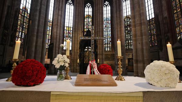 Auch der Altar wurde dem Anlass entsprechend geschmückt.