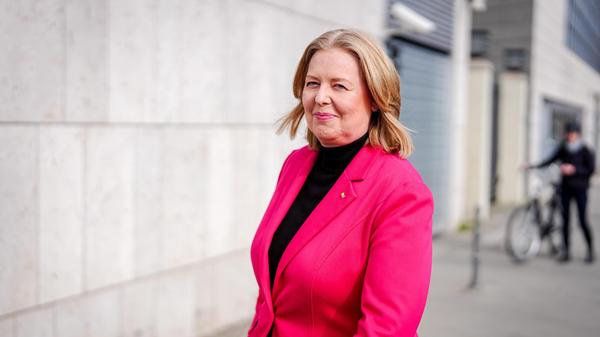 Bärbel Bas: Arbeitsministerin Die 57-Jährige ist die neue starke Frau in der SPD. Die ehemalige Bundestagspräsidentin wird im Arbeitsministerium unter anderem für die Reform des Bürgergeldes zuständig sein.