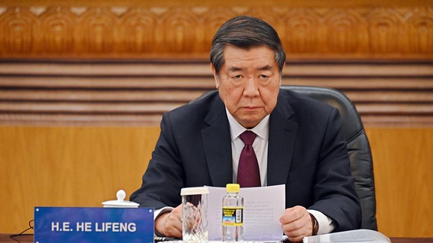 Vize-Ministerpräsident He Lifeng ist in China für Wirtschaft und Handel verantwortlich. (Archivbilid) Vize-Ministerpräsident He Lifeng ist in China für Wirtschaft und Handel verantwortlich. (Archivbilid)