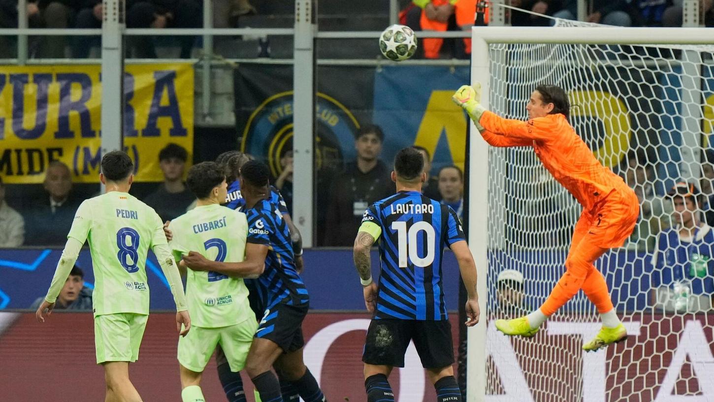 Inter-Torwart Yann Sommer (r.) zeigte gegen Barcelona eine starke Leistung. Inter-Torwart Yann Sommer (r.) zeigte gegen Barcelona eine starke Leistung.