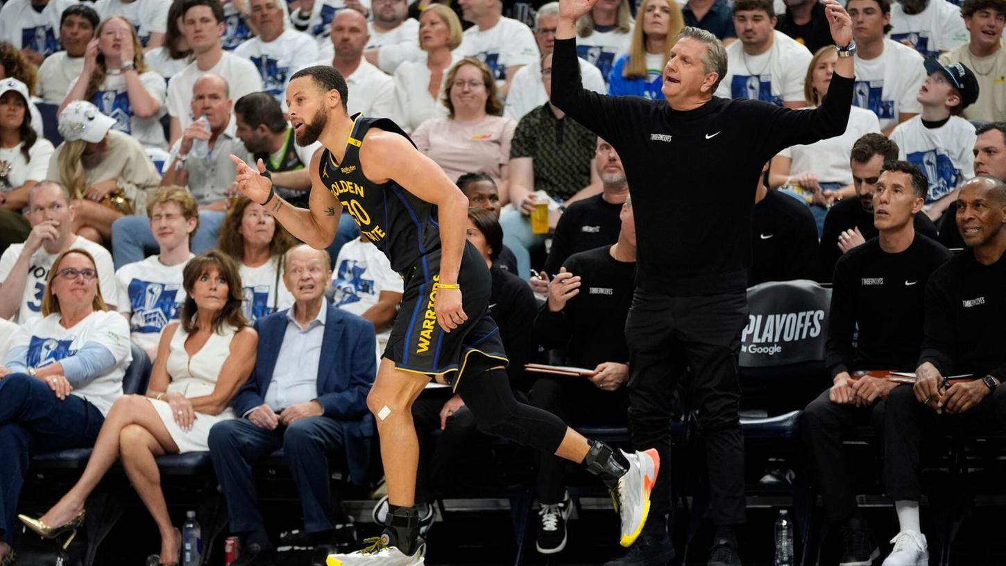 Stephen Curry hat sich in der Playoff-Serie gegen die Minnesota Timberwolves verletzt. Stephen Curry hat sich in der Playoff-Serie gegen die Minnesota Timberwolves verletzt.