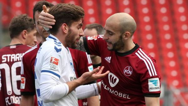 Beim KSC wird Enrico zum Rechtsverteidiger umgeschult.