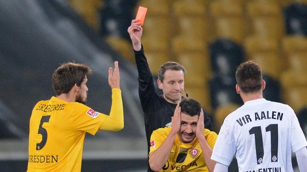 Einst Kontrahenten auf dem Feld, kreuzen sich die Wege von Enrico Valentini und Cristian Fiél erneut. Im Sommer 2023 wird Fiél Cheftrainer des Clubs – und entscheidet sich, Valentini erneut das Kapitänsamt anzuvertrauen.