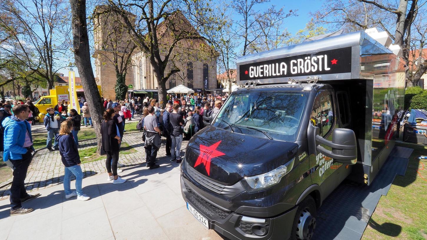 Wieder am Samstag, 10. Mai 2025: „Foodtruck Frühling“ auf dem Bohlenplatz in Erlangen. Wieder am Samstag, 10. Mai 2025: „Foodtruck Frühling“ auf dem Bohlenplatz in Erlangen.