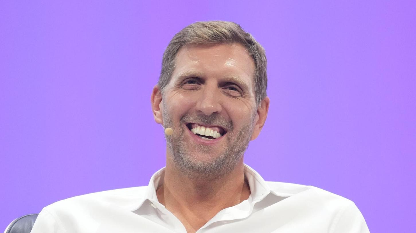 Mit David Hasselhoff gegen Stress - das hatte der frühere NBA-Basketballstar Dirk Nowitzki als Geheimrezept. Mit David Hasselhoff gegen Stress - das hatte der frühere NBA-Basketballstar Dirk Nowitzki als Geheimrezept.