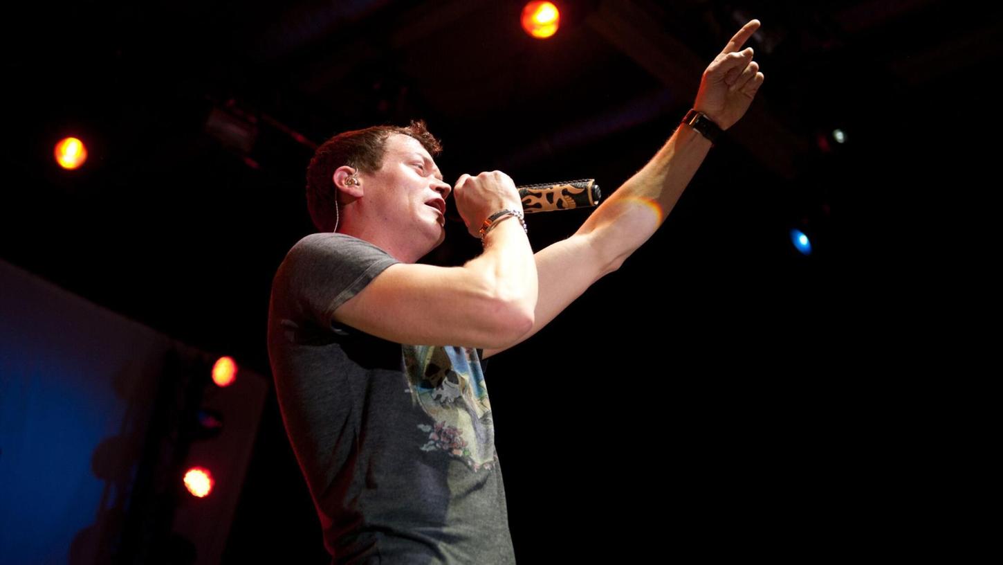 Wegen einer Krebsdiagnose von Brad Arnold sagt die Band ihre Tour ab. (Archivbild) Wegen einer Krebsdiagnose von Brad Arnold sagt die Band ihre Tour ab. (Archivbild)
