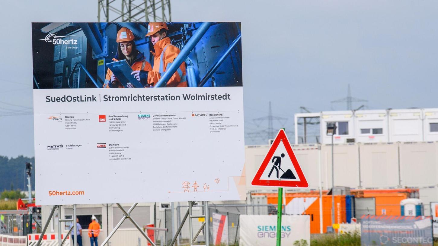 Der bayerische Abschnitt der Stromtrasse Südostlink wird rein als Erdkabel verlegt. (Archivbild) Der bayerische Abschnitt der Stromtrasse Südostlink wird rein als Erdkabel verlegt. (Archivbild)
