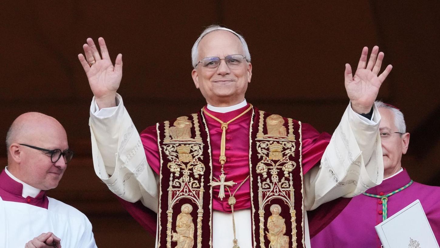 Der neue Papst Leo XIV.: der US-Amerikaner Prevost. Der neue Papst Leo XIV.: der US-Amerikaner Prevost.