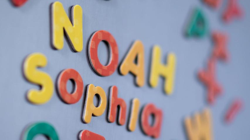 Das Vornamenduo Sophia und Sophie sowie Noah führen die Liste der beliebtesten Vornamen 2024 an (Symbolbild). Das Vornamenduo Sophia und Sophie sowie Noah führen die Liste der beliebtesten Vornamen 2024 an (Symbolbild).