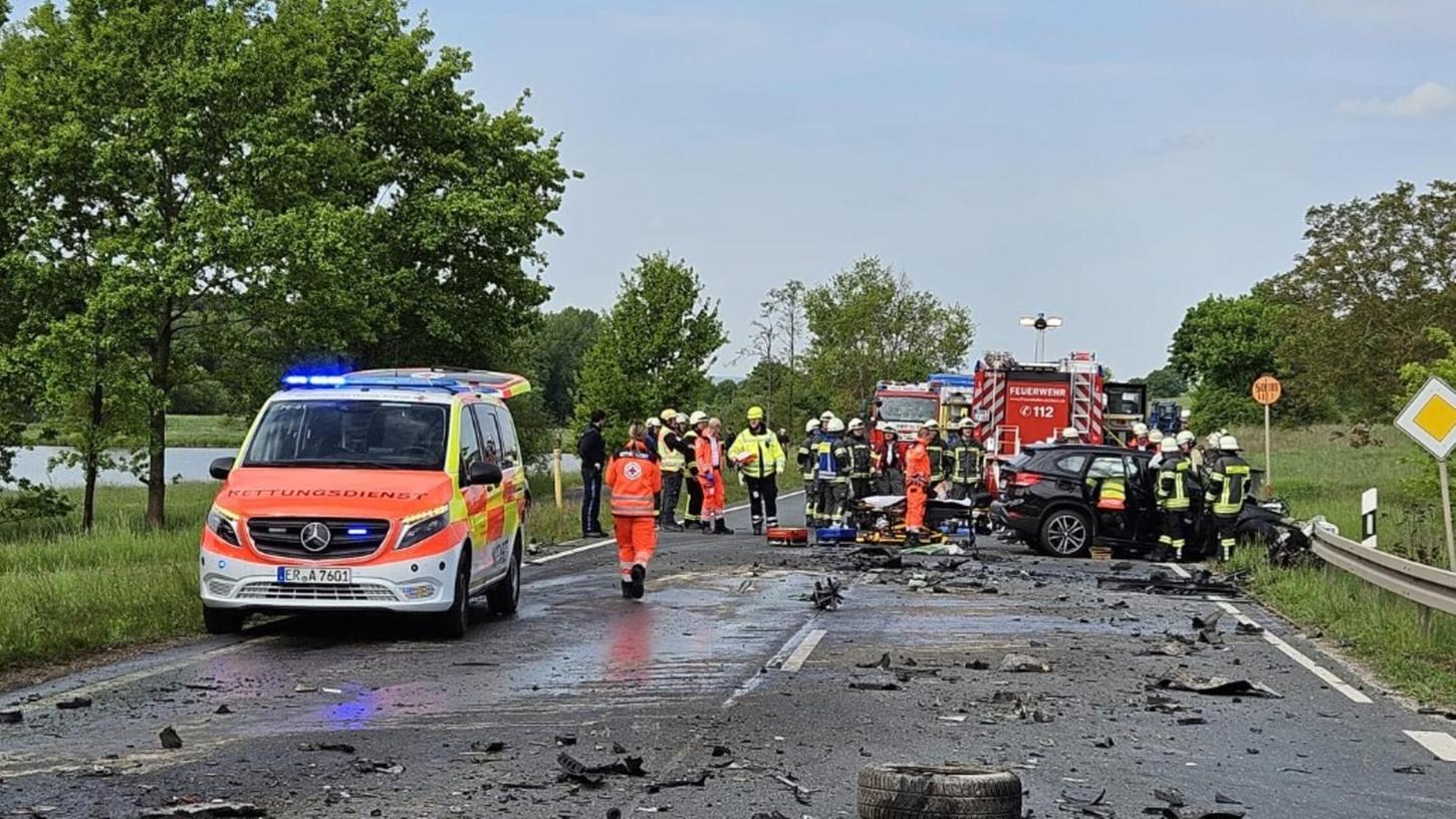 In Mittelfranken ist es zu einem schweren Verkehrsunfall gekommen. In Mittelfranken ist es zu einem schweren Verkehrsunfall gekommen.