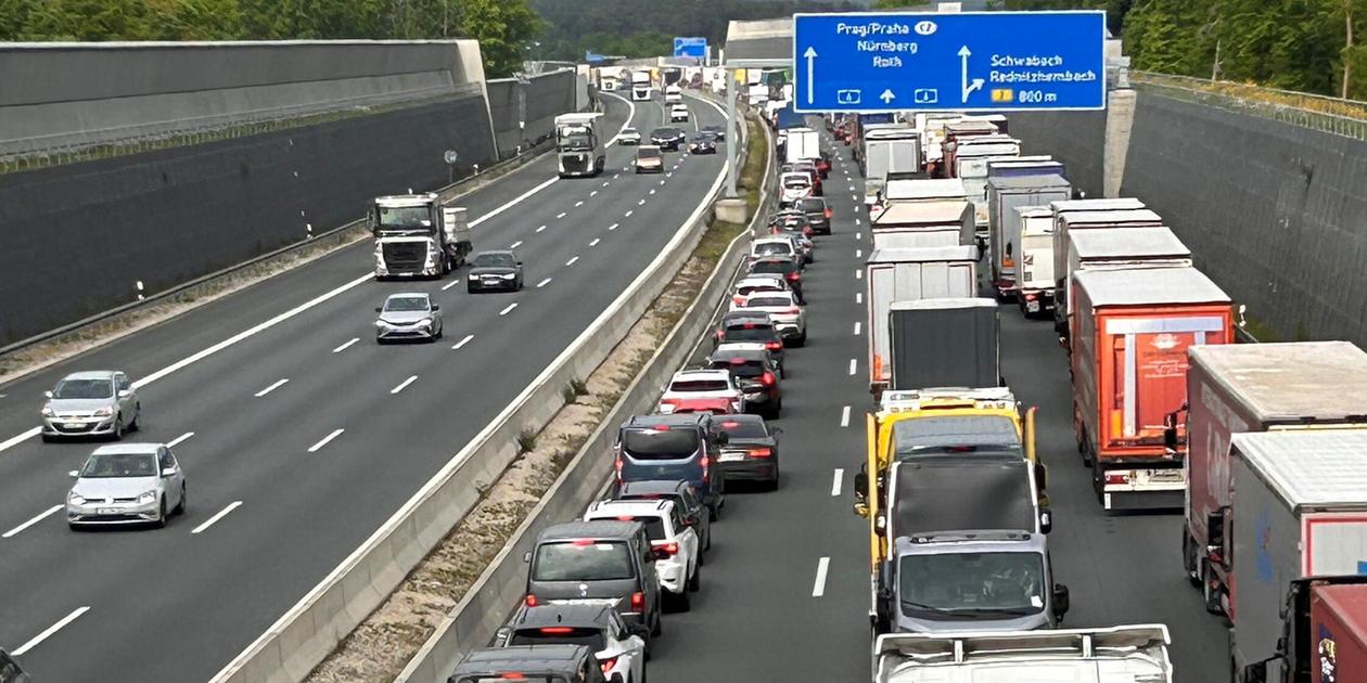 Pile-up on the A6 near Schwabach: A child was seriously injured