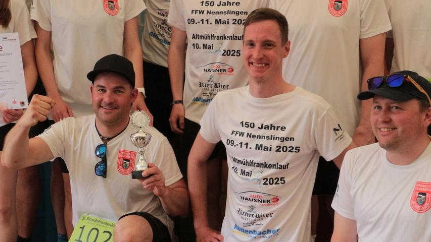 Die Nennslinger haben mit ihren T-Shirts schon in den vergangenen Jahren Werbung für den Jubiäumslauf mit Start und Ziel in der Jura-Marktgemeinde gemacht. Die Nennslinger haben mit ihren T-Shirts schon in den vergangenen Jahren Werbung für den Jubiäumslauf mit Start und Ziel in der Jura-Marktgemeinde gemacht.