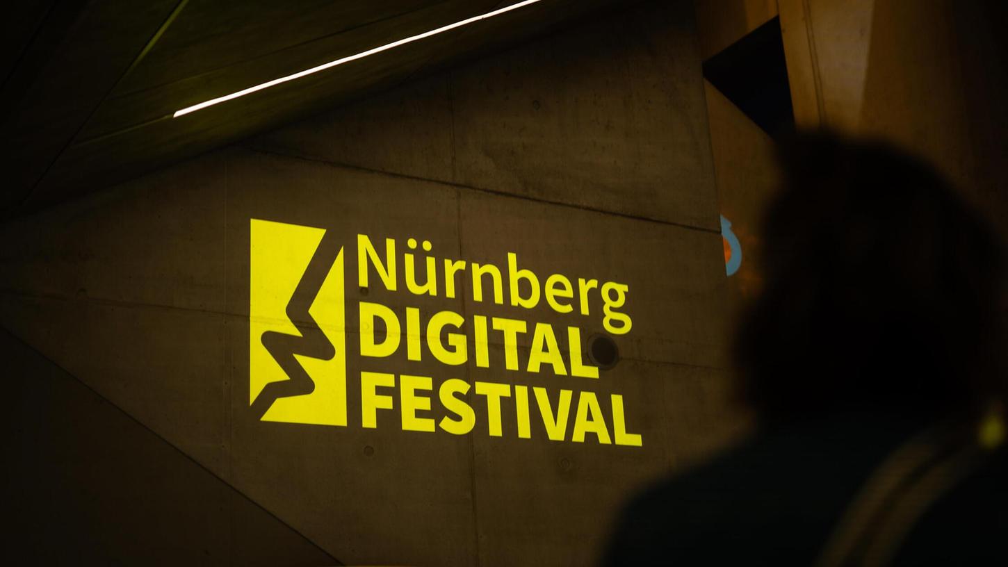 Das Nürnberg Digital Festival Nuedigital bringt Tech-Interessierte aus der ganzen Metropolregion zusammen und findet vom 30. Juni bis zum 9. Juli an verschiedenen Orten in Nürnberg statt. Das Nürnberg Digital Festival Nuedigital bringt Tech-Interessierte aus der ganzen Metropolregion zusammen und findet vom 30. Juni bis zum 9. Juli an verschiedenen Orten in Nürnberg statt.