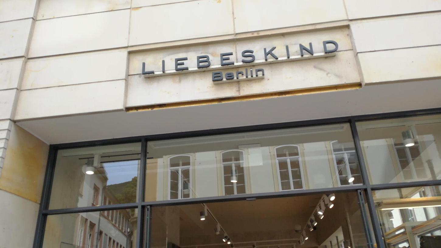Liebeskind Berlin ruft bestimmte Ohrstecker zurück, da sie gesundheitsschädlich sein können (Symbolbild). Liebeskind Berlin ruft bestimmte Ohrstecker zurück, da sie gesundheitsschädlich sein können (Symbolbild).