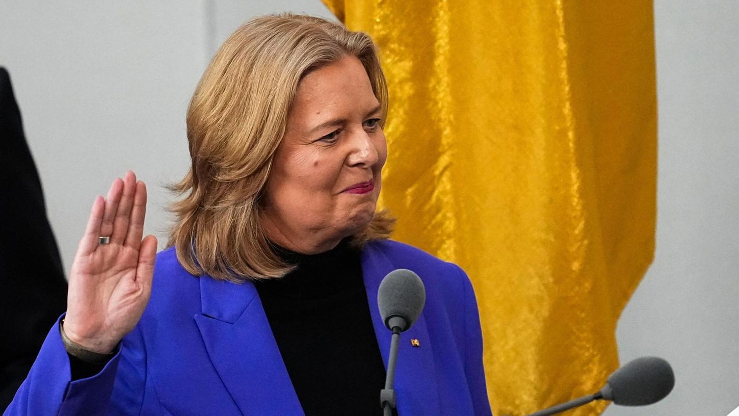 Ministerin Bas: „Sanktionen anschärfen, wenn dies angezeigt ist.“ (Archivbild) Ministerin Bas: „Sanktionen anschärfen, wenn dies angezeigt ist.“ (Archivbild)