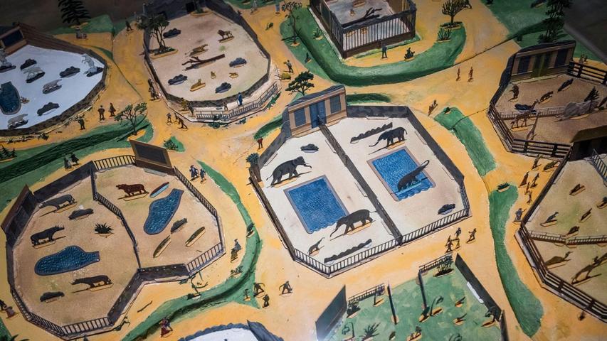 Ein Zoo aus Zinn Ein Zoo aus Zinn