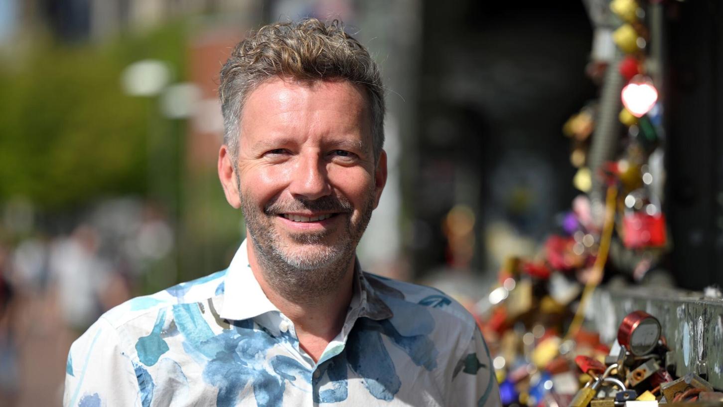 ESC-Kommentator Thorsten Schorn hält Deutschland ESC-Beitrag „Baller“ für sehr modern. ESC-Kommentator Thorsten Schorn hält Deutschland ESC-Beitrag „Baller“ für sehr modern.