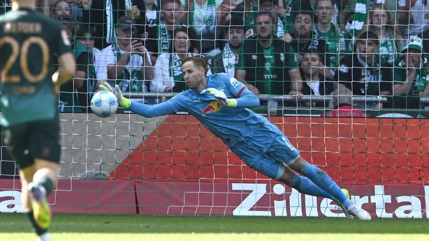 Peter Gulacsi sicherte RB Leipzig in Bremen mit starken Paraden zumindest einen Punkt. Peter Gulacsi sicherte RB Leipzig in Bremen mit starken Paraden zumindest einen Punkt.