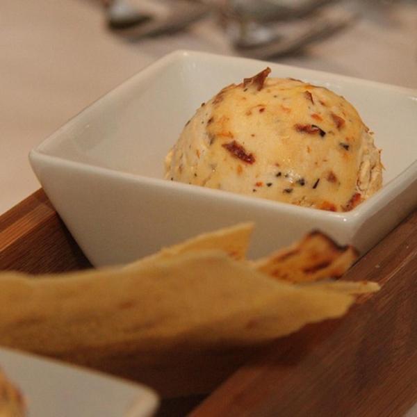 More Dippin:
